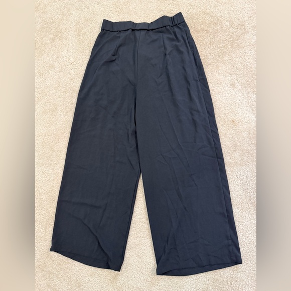 Women's Black Wide-Leg Pants - Picture 2 of 3